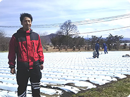 農場長の尾花さん