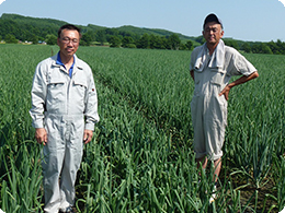 左が佐久間さん。右が刈谷さん。