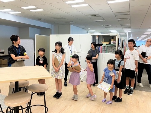 オフィス見学の様子